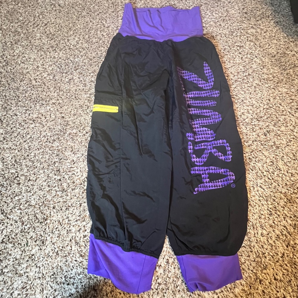 Zumba Fitness Womens Medium Cargo Jogger Pants Black Purple High Waist Dance Mโ
